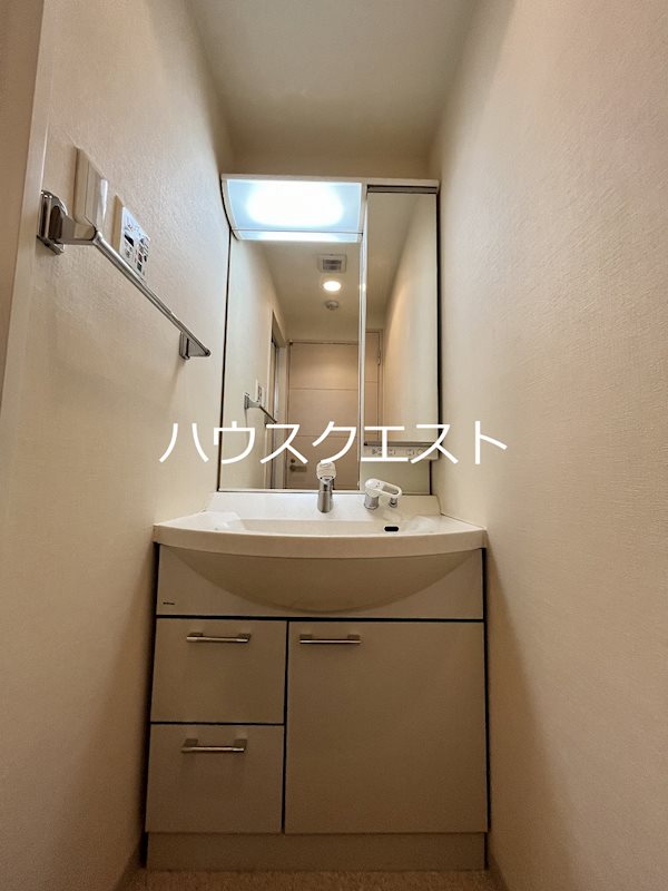 レジディア京都駅前 洗面所