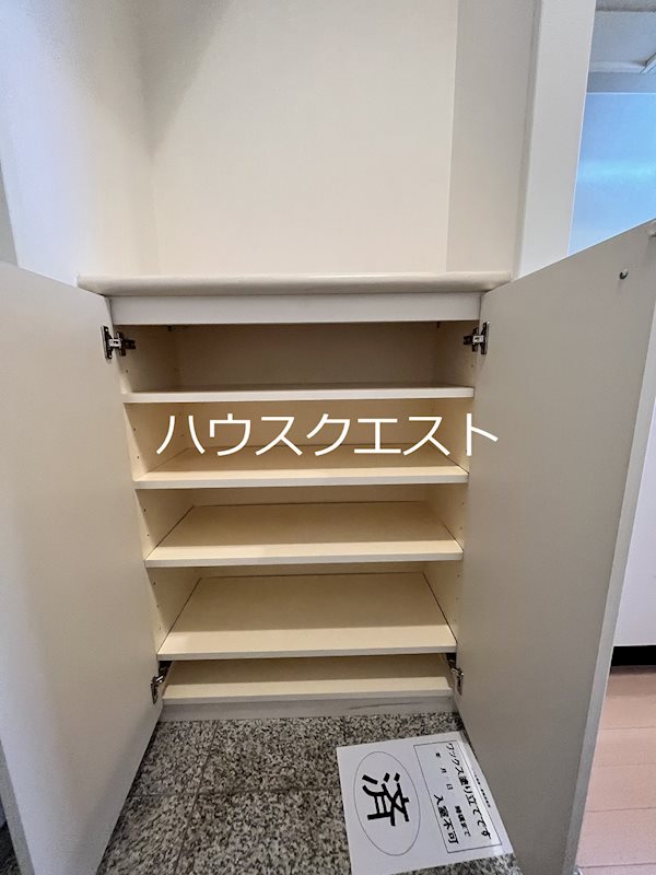 レジディア京都駅前 収納