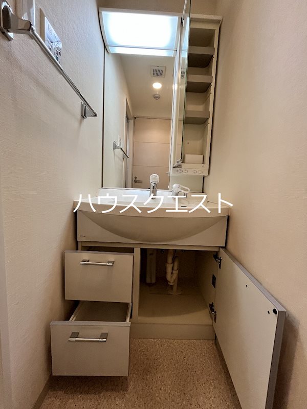 レジディア京都駅前 収納