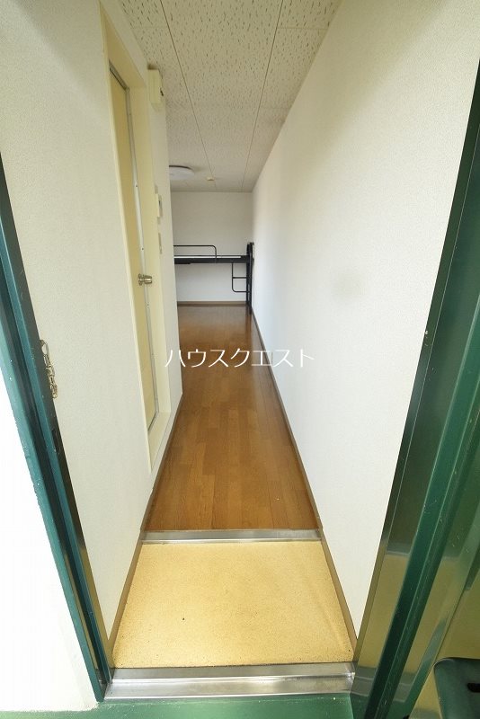 メゾンフジ 玄関