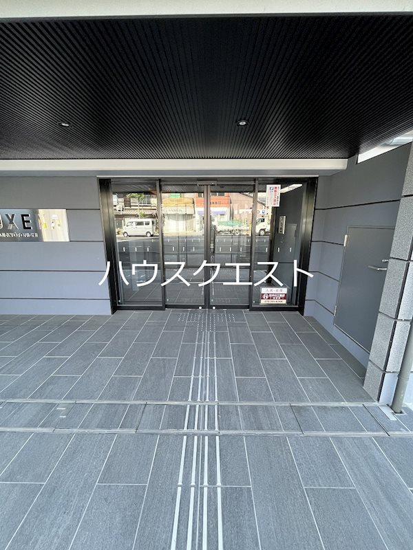 ラグゼナ梅小路京都西 エントランス