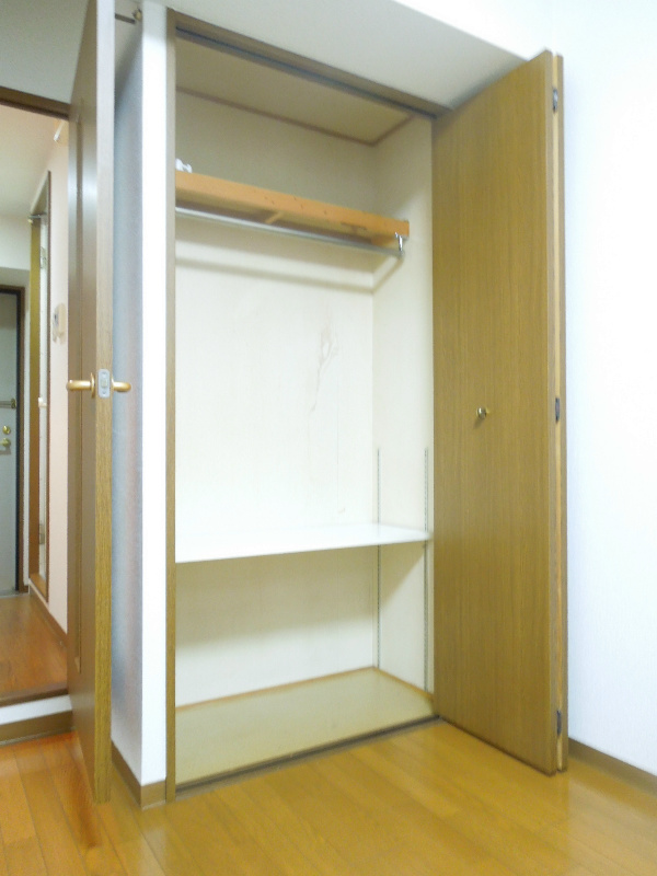エスリード京都河原町第３ 収納