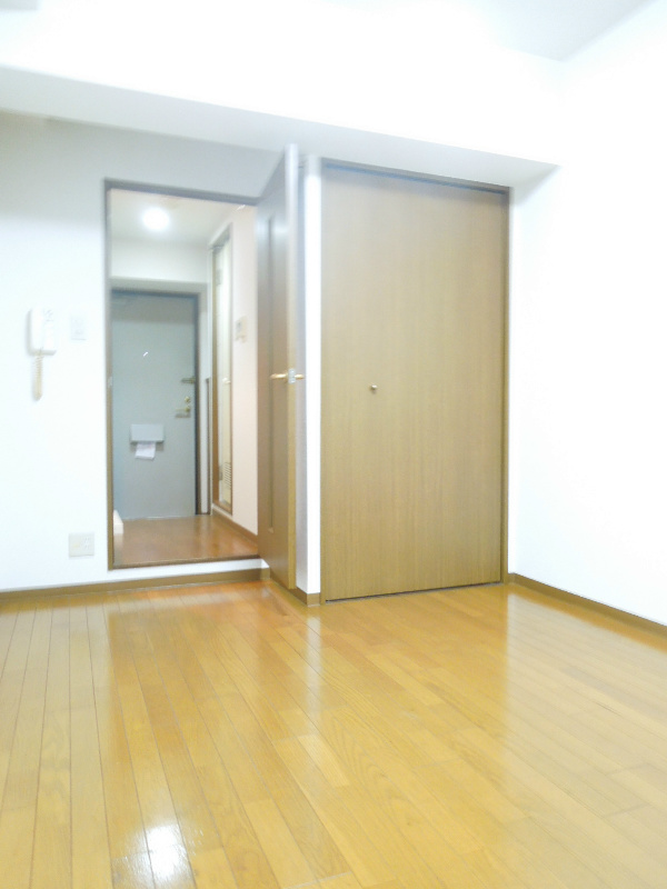 エスリード京都河原町第３ リビング