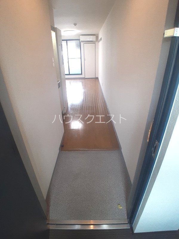 アドニス 玄関