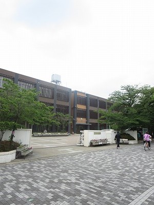 ＲＡＶＥＮＮＡ 中学校