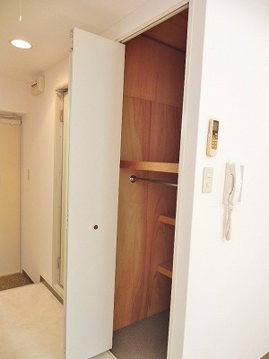 アールコーポ岡崎 収納
