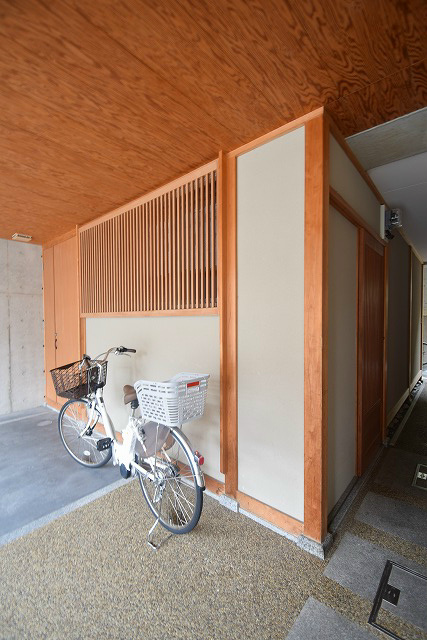 吉田近衛町貸家 エントランス