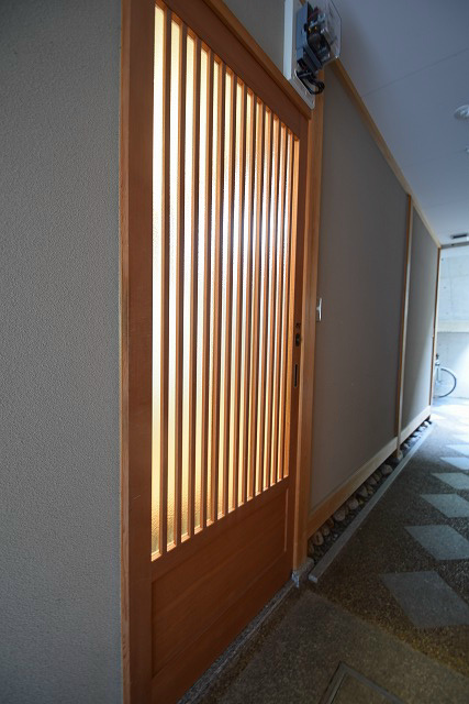 吉田近衛町貸家 玄関