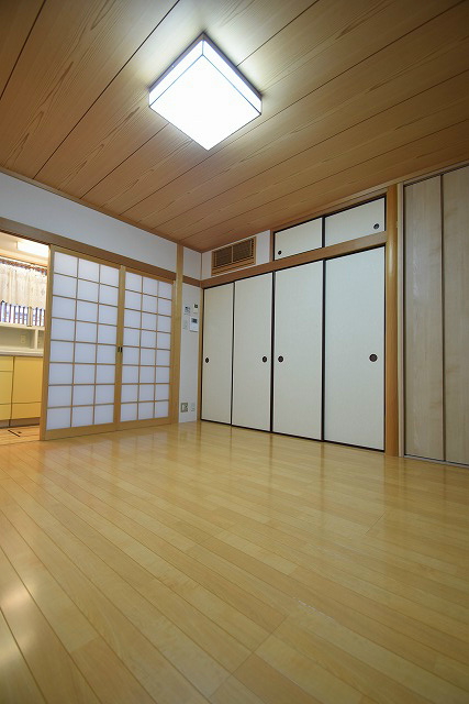 吉田近衛町貸家 ベッドルーム