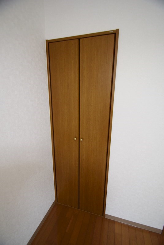 ラトゥール牧眞1 収納