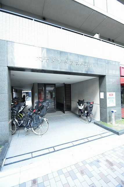 大晋メゾネ西陣今出川 エントランス