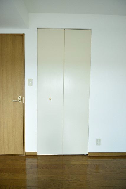 大晋メゾネ西陣今出川 収納