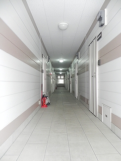 明治館岡崎 ロビー