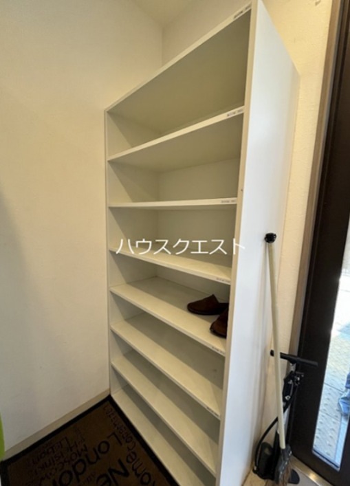 フィレール五条大宮 収納
