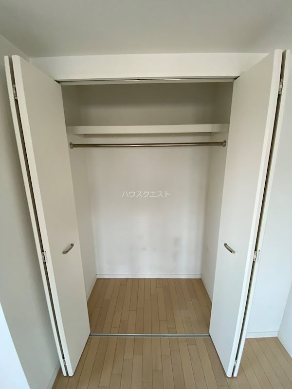 リヴェール綾堀川 収納
