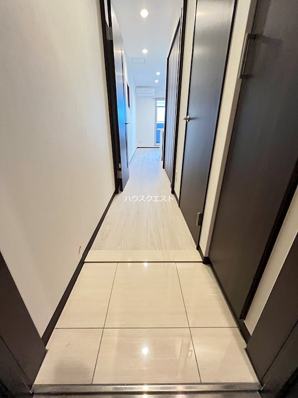 THE GARNET SUITE RESIDENCE 御所西 玄関