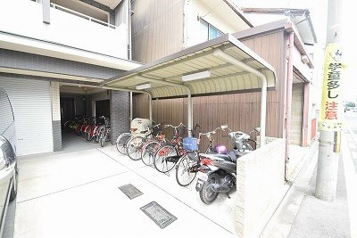 ウィル室町 エントランス