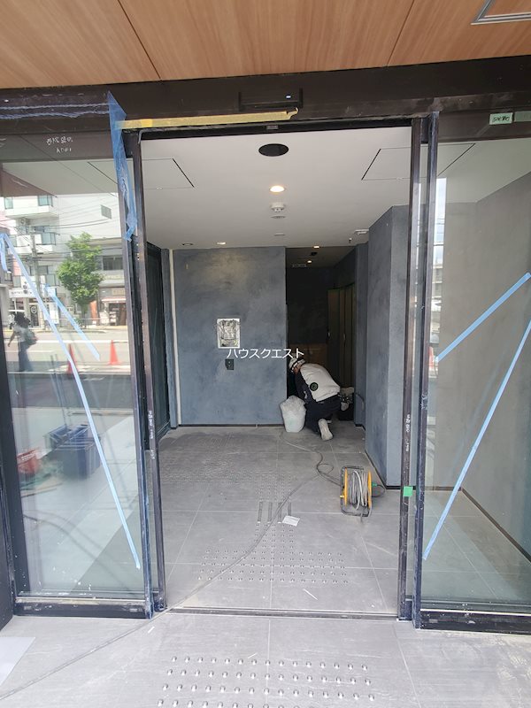 STANDZ西院 エントランス