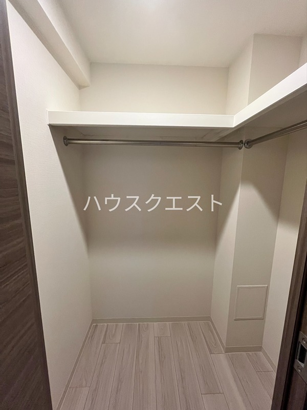 プレサンスロジェ京都西大路 収納