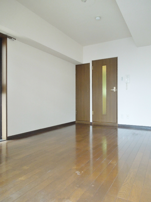 リーガル京都河原町Ⅲ リビング