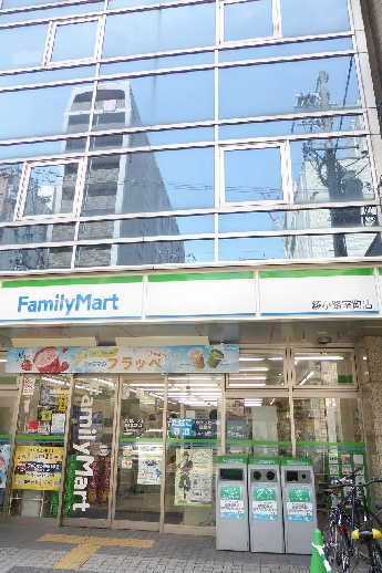 アスヴェル京都四条烏丸 コンビニ