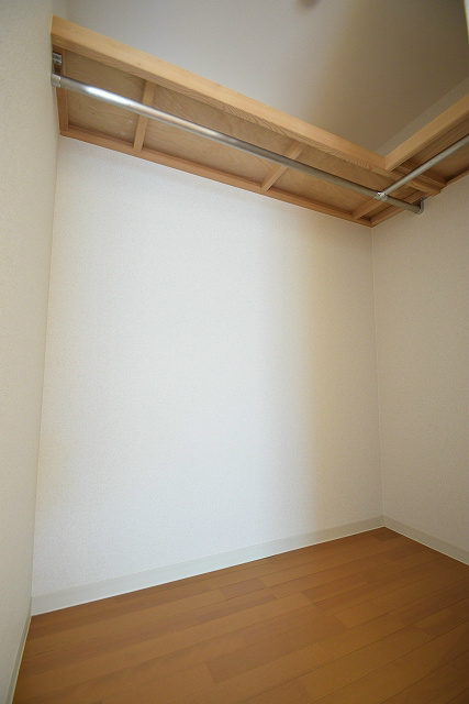 ポレール鞍馬口 収納
