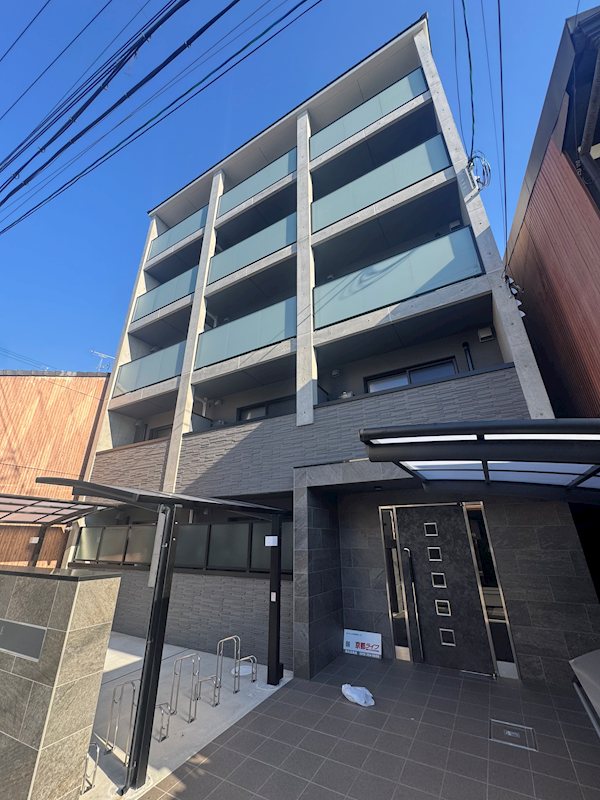 QUALIE丹波口駅前 外観