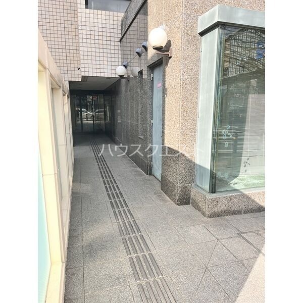 パインフィールド吉祥院 エントランス