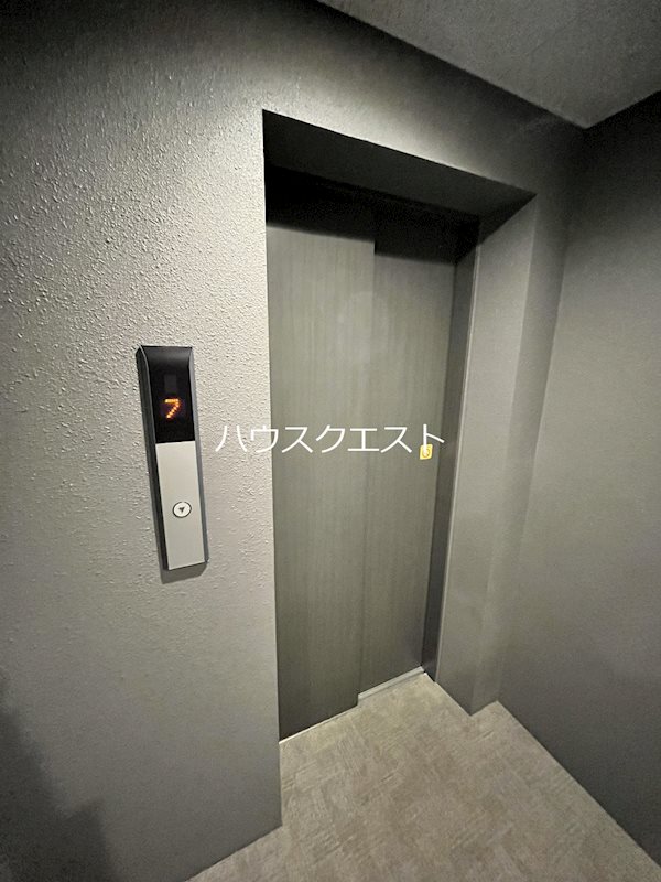 ファーストフィオーレ京都西京極 ロビー