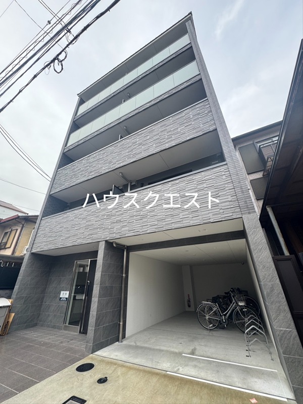 カミューレメリーランス 外観