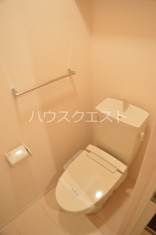 アビタシオン西院 トイレ