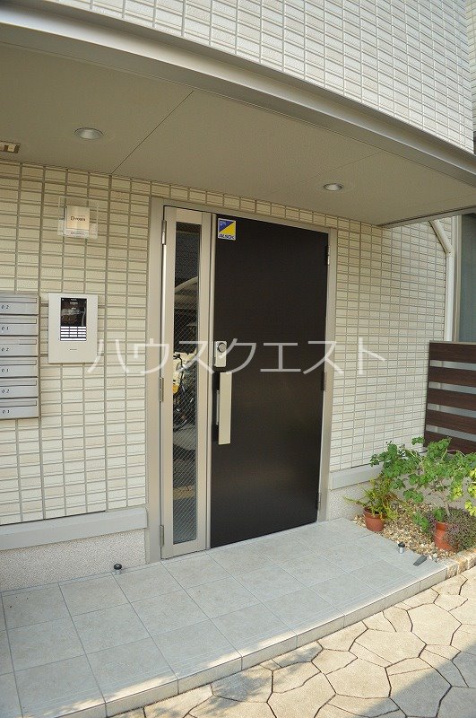 アビタシオン西院 エントランス