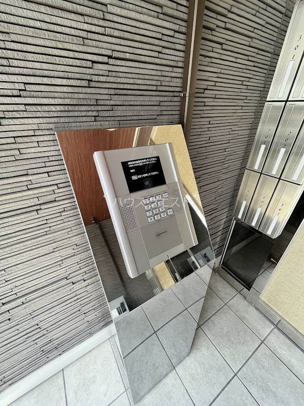 グランシャリオ西院 セキュリティ