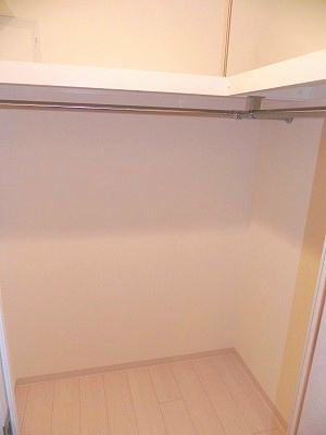 プレサンス京大前 収納