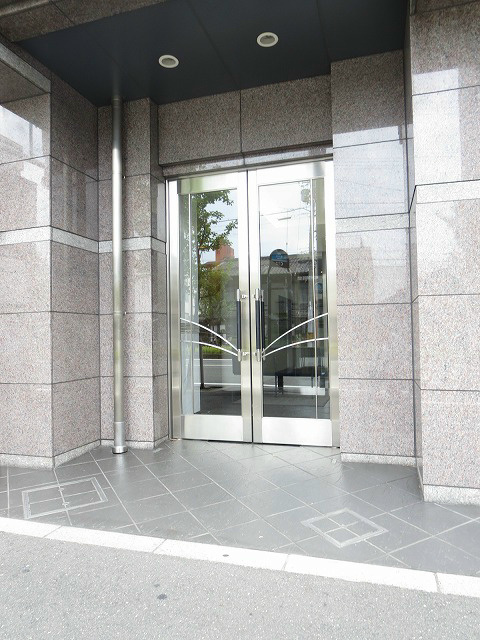 ハーモニアス西大路 エントランス