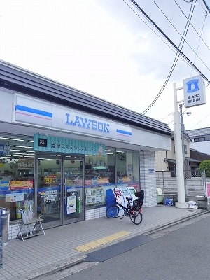 エスタプレイス コンビニ