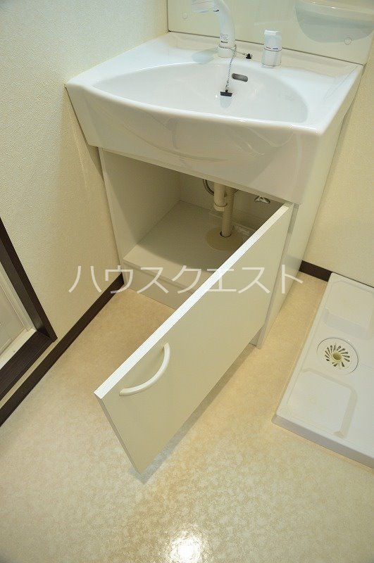 クレドール西院 洗面所