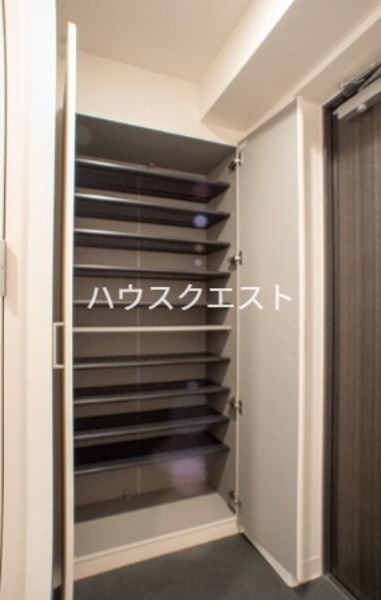 ソルテラスKYOTO西大路　瑠 収納