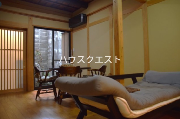 中堂寺庄ノ内町貸家 リビング