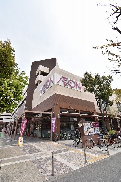 ソリティア梅小路 スーパー