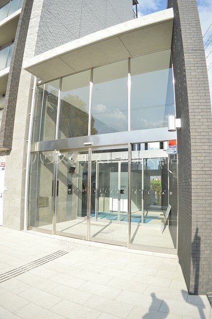エスリード京都梅小路 エントランス