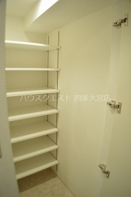 エスリード京都梅小路 収納