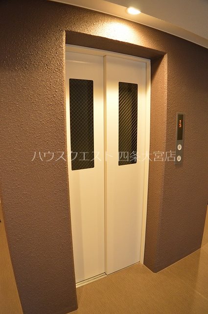 アスヴェル京都西七条 ロビー