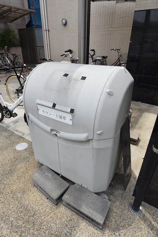 サクシード深草 その他