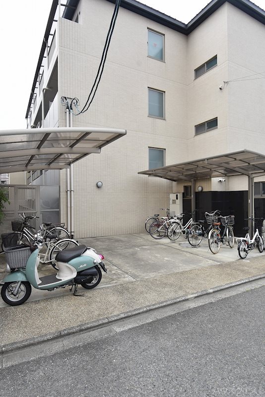 サクシード深草 その他