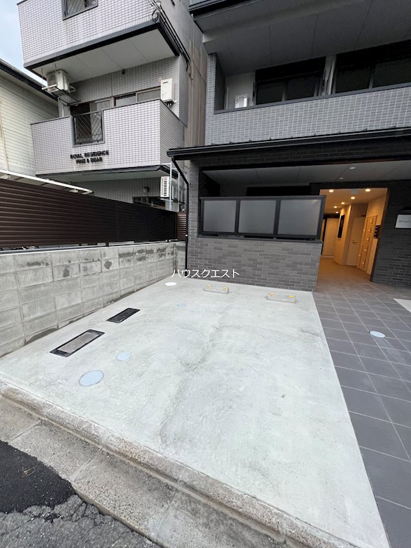 Alivio APM 駐車場