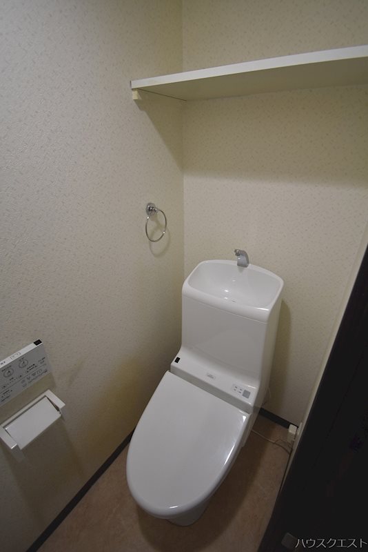 サクシード深草 トイレ