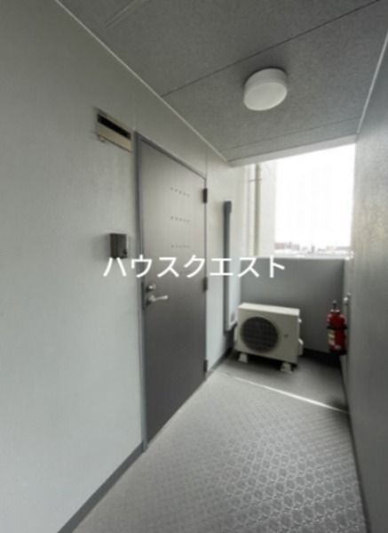 クオリカ太秦 玄関