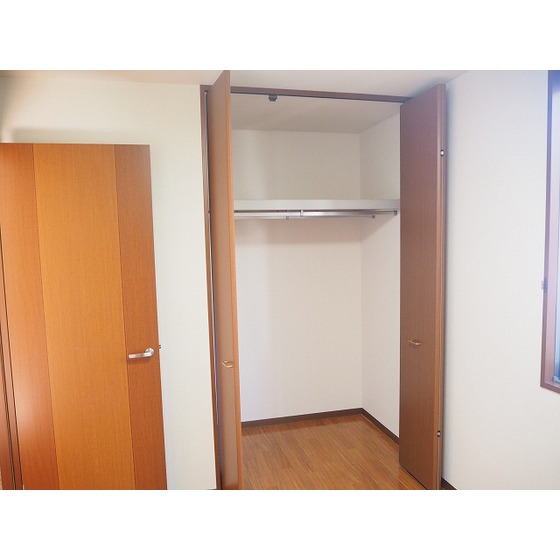 フォーレスシャトー 収納