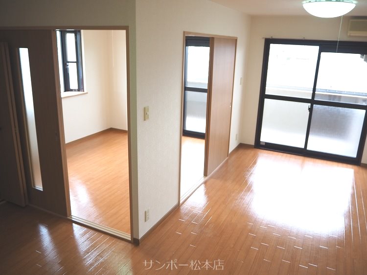 Ansoleille （アンソレイエ）　A棟 リビング